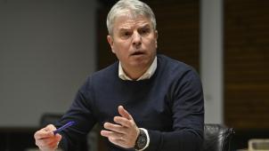 <p>Gregor Freches stürzt sich voller Tatendrang in seine neue Aufgabe als Senator der Deutschsprachigen Gemeinschaft.</p>