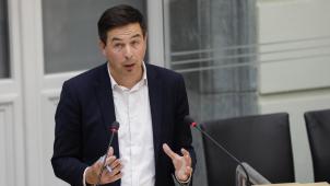 <p>Johan Danen (Groen) fordert einen Asbestsanierungsfonds für Flandern.</p>
