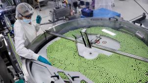 <p>Medikamentenproduktion bei GlaxosmithKline in Wavre. Belgien ist Gastland mehrerer großer Pharma- und Biotechnologieunternehmen.</p>