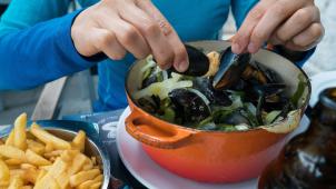 <p>Frische Miesmuscheln mit selbstgemachten Fritten zählen zu den Lieblingsgerichten der Belgier.</p>