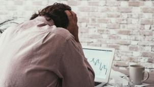 <p>Spätestens wenn die Investments in den Keller rauschen und das eigene Geld dahinschwindet, realisieren Anleger, dass auch bei Kryptowährungen die Gesetze des Marktes greifen.</p>