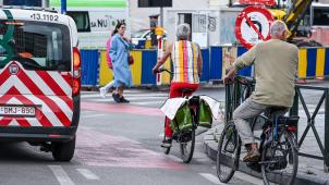 <p>Das Verkehrssicherheitsinstitut Vias arbeitet zum einen im öffentlichen Auftrag, verfolgt aber auch eine Reihe kommerzieller Aktivitäten.</p>