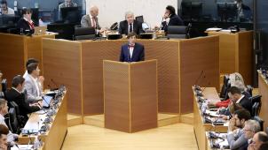 <p>Ministerpräsident Elio Di Rupo während einer Plenarsitzung des wallonischen Parlaments in Namur</p>