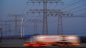 <p>Durch die hohen Energiepreise sehen viele Unternehmen existenzielle Nöte .</p>