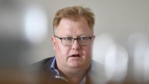 <p>Ecolo-Sprecher Freddy Mockel forderte mehr Hilfe für den Sektor. Foto: David Hagemann</p>