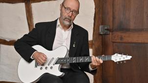 <p>Seit 50 Jahren lebt Hugh Featherstone in Eupen: ein Leben, das über 50 Jahre von Musik geprägt ist.</p>