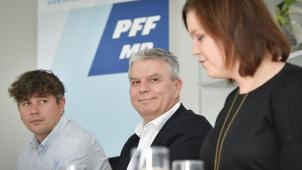 <p>PFF hält ersten offenen Parteitag ab.</p>
