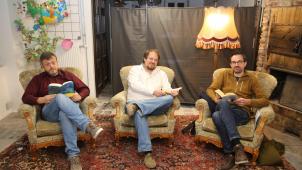 <p>Im Atelier „Kunst und Bühne“ wurde eine Lesung angeboten, die keineswegs trocken war.</p>