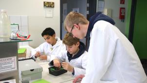 <p>189 Schüler lernten in der Erlebniswerkstatt Praktisches zum Thema „Energie“.</p>