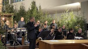 <p>Jazz-Klassiker vor der historischen Krippenlandschaft</p>