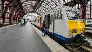 <p>Ein Blick in den Antwerpener Hauptbahnhof</p>