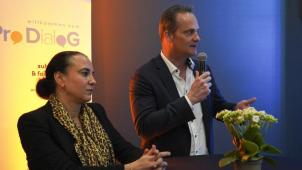 <p>„Ja, ich will“: Lydia Klinkenberg und Oliver Paasch werden bei den Wahlen 2024 wieder antreten. Das versicherten sie beim Neujahrsempfang von ProDG am Dienstagabend.</p>
