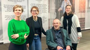 <p>ICA-Direktorin Audrey Contesse, Miriam Elebe (Alter Schlachthof), Fotograf Michael Bohn und Ministerin Isabelle Weykmans (v. l.) bei der Vernissage am Samstag</p>
