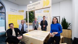<p>Zukunftsprozess Innenstadtmorgen gestartet: (v.l.) Tim Korbmacher (Büro Urban Catalyst), Dana Duikers (Fachbereich Veraltungsleitung und Bürgerdialog), Oberbürgermeisterin Sibylle Keupen sowie Kai Hennes und Dr. Daniela Karow-Kluge (Städtisches Citymanagement).</p>