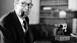 <p>Das Jahr 2023 markiert den 120. Geburtstag von Georges Simenon.</p>
