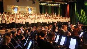 <p>So einen großen Kinderchor hat es in der Stadt Eupen noch nie gegeben.</p>