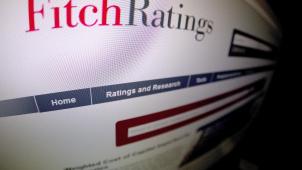 <p>Die Ratingagentur Fitch warnt Belgien vor einer Rating-Senkung von „stabil“ auf „negativ“. Fitch verwies unter anderem auf den begrenzten Handlungsspielraum der aktuellen „fragilen“ Regierungskoalition.</p>