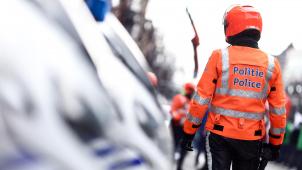 <p>In Zusammenhang mit Anschlagsplänen sind in Belgien acht Personen festgenommen worden.</p>