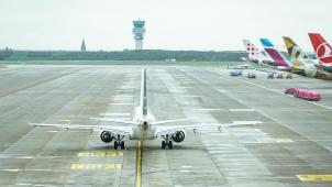 <p>Brussels Airport saniert zentrale Piste in den Sommermonaten.</p>