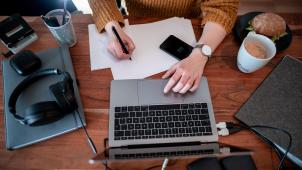 <p>Ortsunabhängiges Arbeiten und „Home-Office“ sind zum weltweiten Trend geworden.</p>