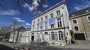 <p>Das ehemalige Gebäude, in dem das Parlament der DG viele Jahre tagte, wird zum Staatsarchiv umgebaut.</p>