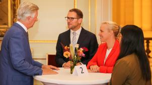 <p>Alltagshelden 2022 zu Gast bei König Philippe.</p>