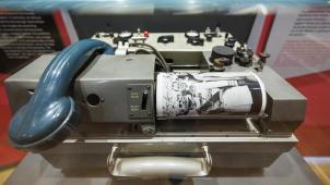 <p>Das waren noch Zeiten: Ein Bildtelegraf aus dem Jahr 1965. Seitdem hat sich der Journalismus mehr als einmal „neu erfunden“. Die DG zielt mit ihrem Förderdekret nun auf innovative journalistische Projekte ab.</p>