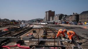 <p>Die Tram-Baustellte verägert die Lütticher Verkehrsteilnehmer fast täglich.</p>