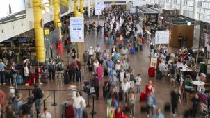<p>An den kommenden Wochenenden wird am Brüsseler Flughafen viel los sein.</p>