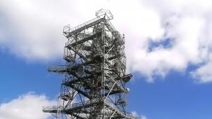 <p>Der frühere Radarturm auf dem Schwarzen Mann</p>