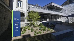<p>Das hintere Gebäude am Marktplatz 8 präsentiert sich im neuen Glanz: An diesem Wochenende wird der Neubau mit einem bunten Programm offiziell eröffnet.</p>