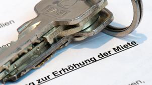 <p>Ende dieses Jahres läuft das Mietindexierungsverbot für „energiefressende“ Wohnungen aus. Es wurde im Zuge steigender Energiepreise zum Schutz der Mieter verordnet.</p>
