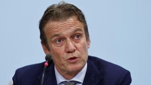 <p>Paul Van Tigchelt (Open VLD) unterschrieb das Abkommen, das zu einer intensiveren Zusammenarbeit führen soll.</p>