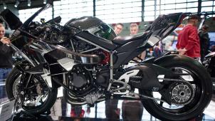<p>Hier im Kamerafokus der Fans, 2022 in Herbesthal im Visier von Dieben: schicke Rennmotoräder.</p>