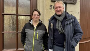 <p>Aline Savelsberg und Jürgen Strang freuen sich auf die Eröffnung der neuen Wohnstätte im März.</p>