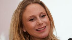 <p>Julie Taton (2015)</p>