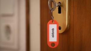 <p>Airbnb_81011707</p>