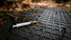 <p>Auch Konsumenten von harten Drogen, wie Heroin oder Kokain, werden bis zu einer gewissen Menge nicht weiter verfolgt.</p>