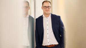 <p>Jonathan Binot, Inhaber der THG Eupen. Steuerberater beim ITAA (Institut für Steuerberater und Buchhalter)</p>