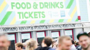 <p>Ein Festival hat wegen intransparenter Preisdarstellung eine Geldstrafe erhalten.</p>