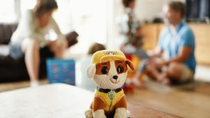 <p>Für viele Kinder bedeutet der Aufenthalt in Pflegefamilien Sicherheit und Geborgenheit.</p>