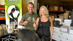 <p>Sébastien und Manuela Petrovcic aus Baelen führen gemeinsam die Weinhandlung „L’Instant Divin“.</p>