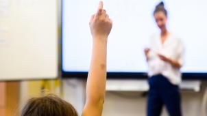 <p>Schulen, die die kulturelle Vielfalt ihrer Schüler unterstützen, schneiden besser in den Testergebnissen ab.</p>