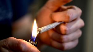 <p>Schon mit 13 Jahren rauchte der Angeklagte Joints.</p>