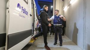 <p>Personalmangel bei der Gefängnis-Eskorte: Mehr als 300 Stellen sind unbesetzt.</p>