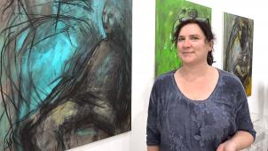 <p>Ganz viel Bewegung und ganz viele Linien, darunter viele schwarze, sind auf den Bildern von Sabine Rixen zu sehen.</p>