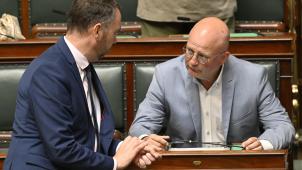 <p>Die Verhandlungsführer von Les Engagés, Parteichef Maxime Prévot (l.) und Vizepräsident Jean-Luc Crucke</p>