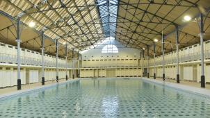 <p>Das Schwimmbad erstrahlt nach der umfangreichen Renovierung.</p>