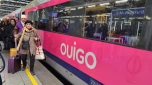 <p>Ankunft des ersten Ouigo-Zuges aus Paris im Brüsseler Südbahnhof</p>