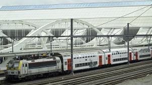 <p>Die Eisenbahnergewerkschaften befürchten, dass die neue „Arizona“-Regierung die Bedingungen für den Zugang zur Rente ändern wird.</p>